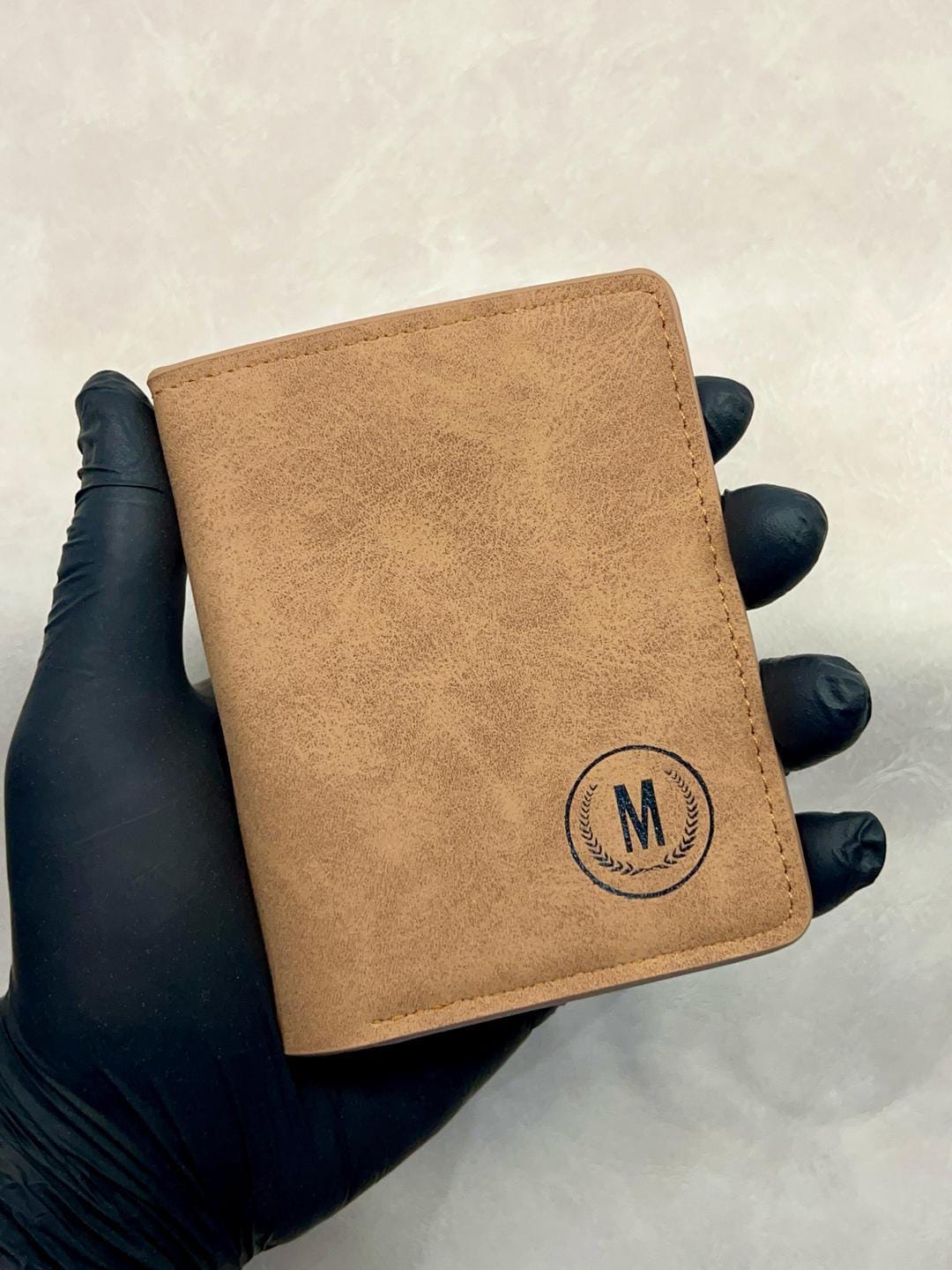 Premium Men's Bifold Wallet – Slim Faux Leather Wallet with Multiple Card Slots, Cash Compartment & Minimalist Design